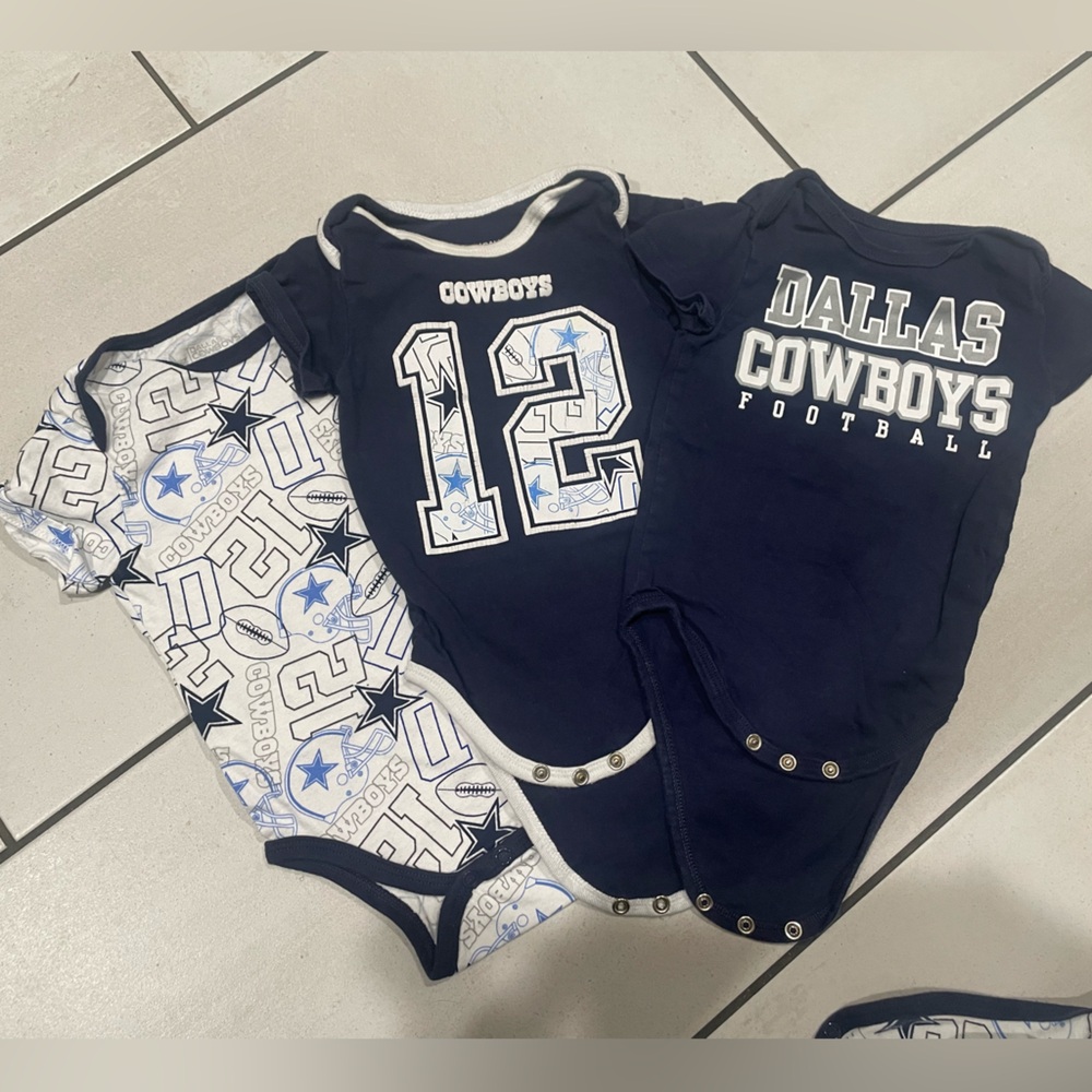 Dallas Cowboys Bodysuit Set